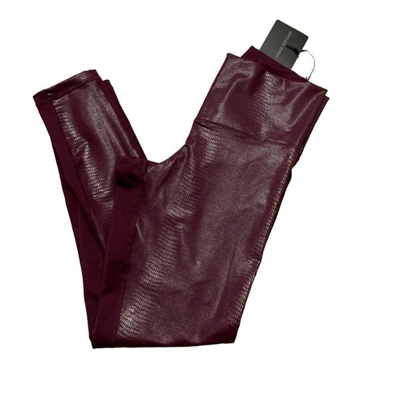 NWT DIY Define Your Inspiration Faux Leather Legging Cranberry Size Large - Picture 1 of 8